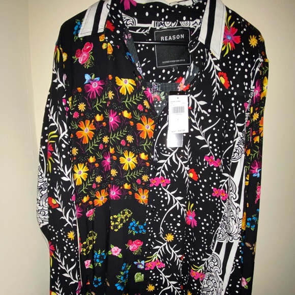 Large Men Shirt - Picture 2 of 7